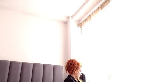 sara_johnson__ online show from May 12, 5:22 pm