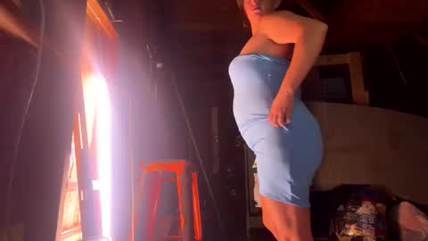 Sarrah Sweet online show from May 9, 5:57 am