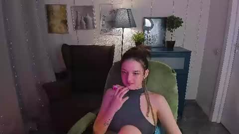 Sarah online show from June 23, 10:27 pm
