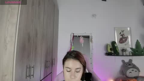 sara  online show from July 28, 9:47 pm