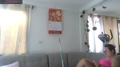 sara martinez online show from July 28, 7:39 pm