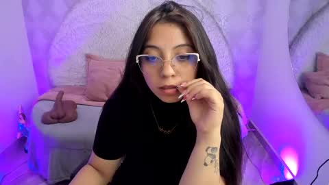 Sara online show from June 2, 8:49 am