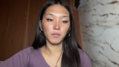 Sassygirl online show from May 24, 12:29 am