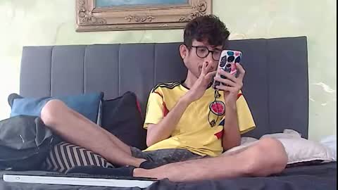 sasuke_bigcock online show from June 19, 4:13 pm