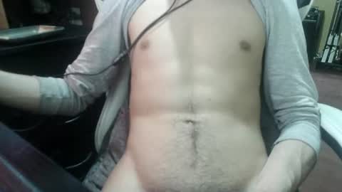saturno_97 online show from July 6, 11:39 pm