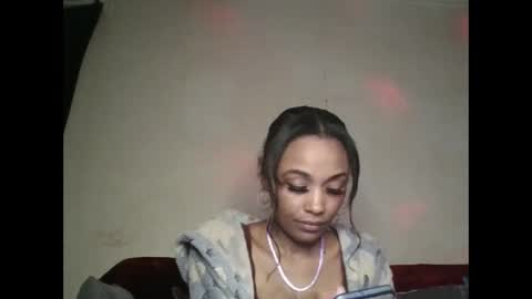 Shaniiice online show from April 24, 12:01 am