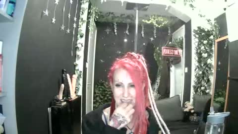 SaucySky online show from May 15, 11:23 pm