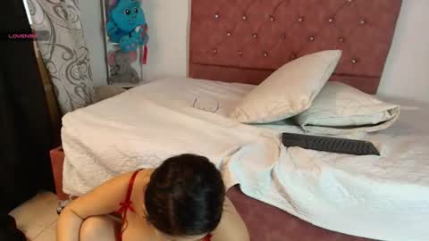 scarlet__rose_ online show from July 14, 6:57 pm