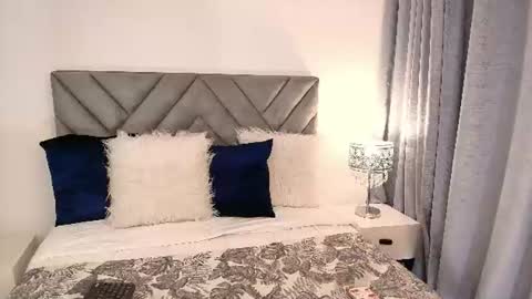 scarlet_queen7 online show from June 17, 6:46 pm
