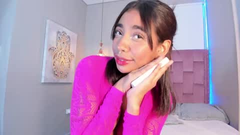 scarlet_vixen_ online show from May 7, 4:19 am