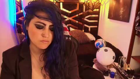 Scarleth online show from June 19, 9:15 am