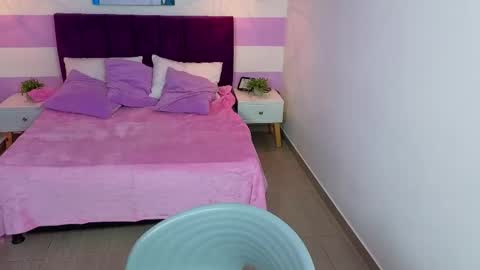 Scarlett online show from May 20, 1:50 pm