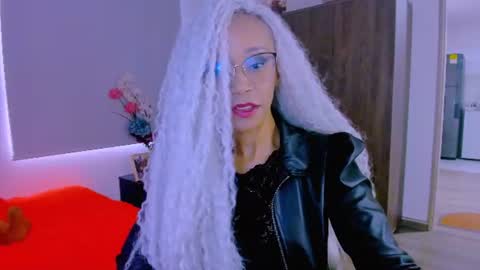 Scarlett online show from June 30, 9:35 pm