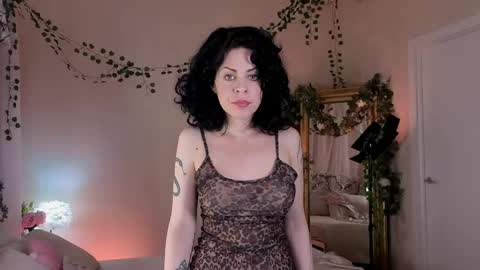 scarletttesecret online show from May 23, 12:34 pm