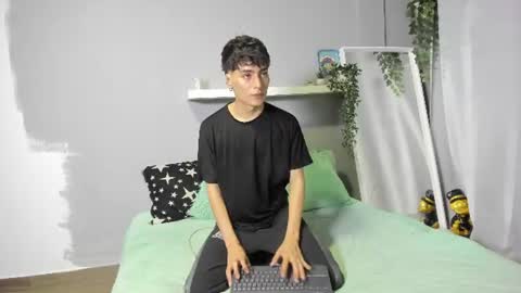 sebastian online show from June 9, 11:37 pm