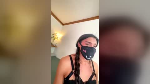Nip online show from July 3, 4:45 pm