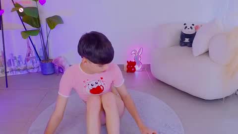 sebby online show from October 3, 7:33 pm