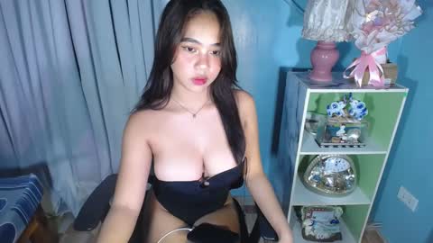 YOURLOVEAPRIL online show from January 20, 7:46 pm