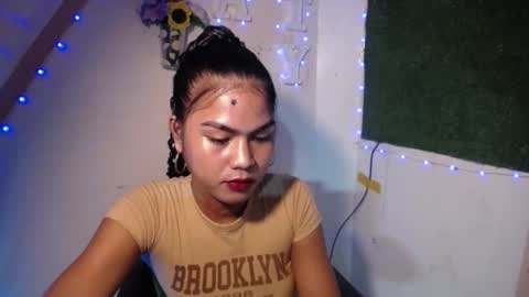 selena_fox2000 online show from May 21, 4:52 am