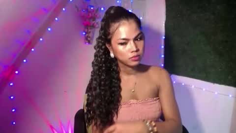 selena_fox2000 online show from May 24, 7:04 am