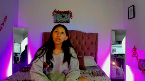 selene rushe online show from April 27, 12:57 pm