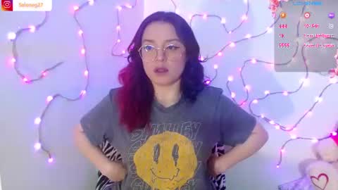 Selene G  online show from June 19, 2:17 am