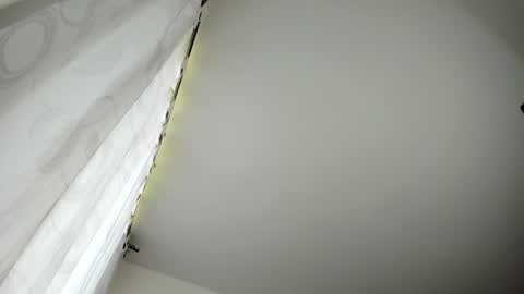 Samantha -  online show from July 28, 5:24 pm