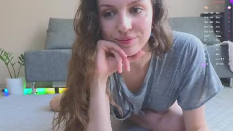 Hey Guys and Girls non-binary personalities  Im Sereta online show from May 21, 11:06 am