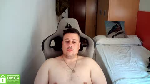 Pollos online show from June 25, 1:05 pm