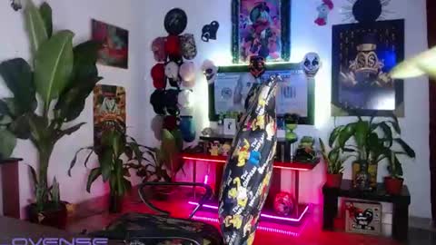 Aharon  ravelo online show from June 28, 8:54 am