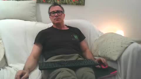 Sexurbation online show from May 10, 8:48 pm
