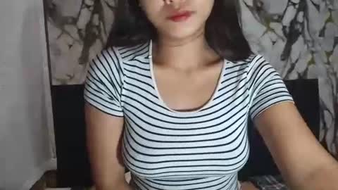 Maisie online show from June 29, 5:23 pm