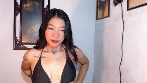jelian online show from January 6, 11:42 pm