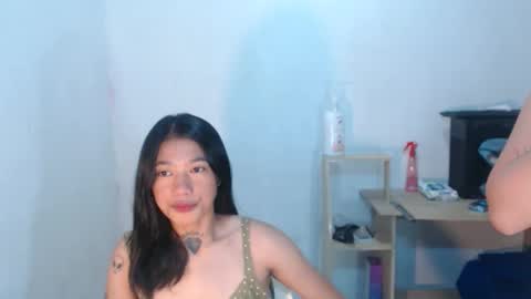 jelian online show from December 7, 1:35 pm
