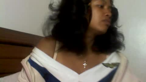 sexylarra12 online show from June 4, 2:28 am