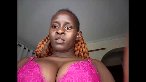 sexyreddebony online show from September 11, 4:41 pm