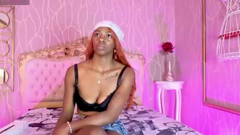 S H A N E L L E   online show from June 22, 3:41 pm