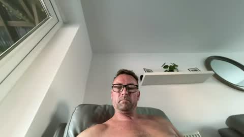 Sharksboy online show from August 8, 5:50 am