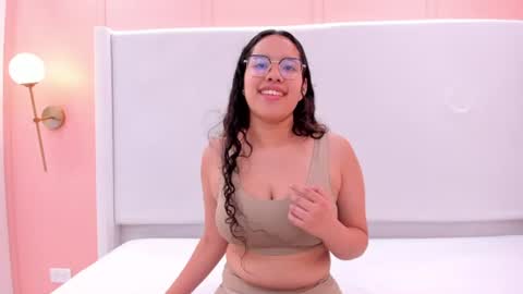 shayra_alina online show from July 8, 9:40 pm