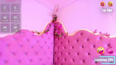 sheilly_brown online show from May 23, 7:32 pm