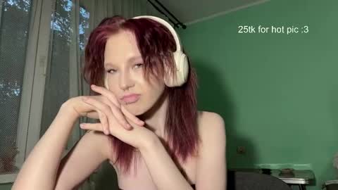 Peggy online show from May 26, 2:12 pm