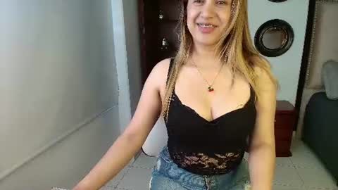 sheryl_jones online show from June 27, 10:54 am