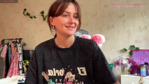 Vanessa online show from May 17, 3:32 pm
