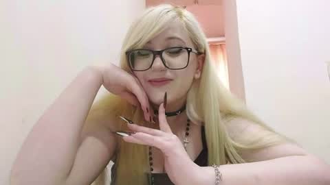 shondrapisani online show from July 5, 11:17 am