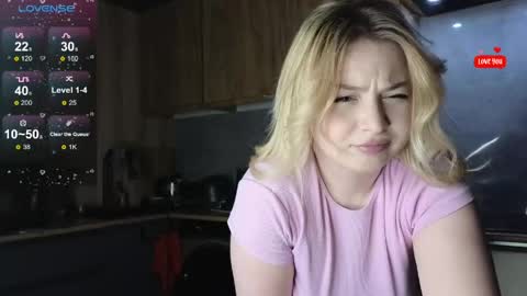 Molly online show from May 27, 9:12 pm