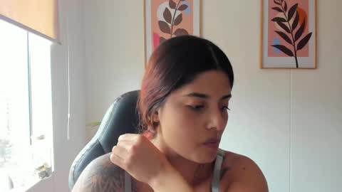 shylittlebunny online show from May 13, 4:49 pm