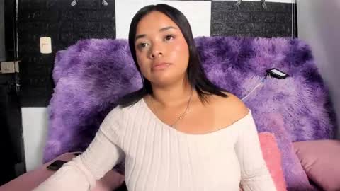 sienna_lux01 online show from May 28, 2:31 am