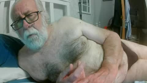 sillyoldman45221063 online show from July 21, 9:39 pm