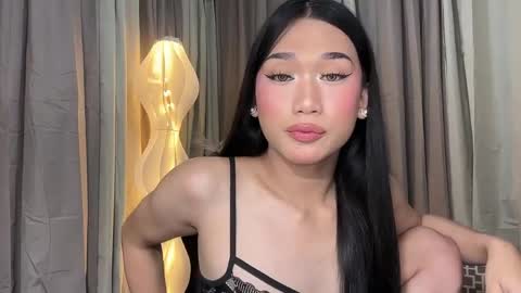 Kylie online show from May 20, 6:36 pm
