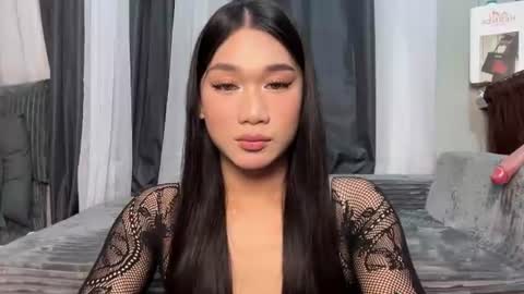 Kylie online show from June 21, 2:45 pm